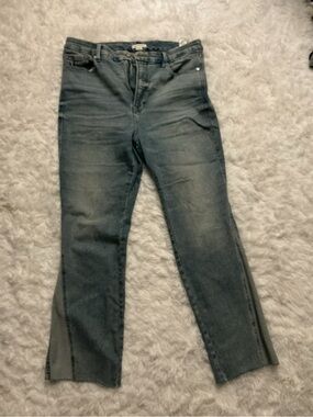Good American Two-Tone Blue Jeans